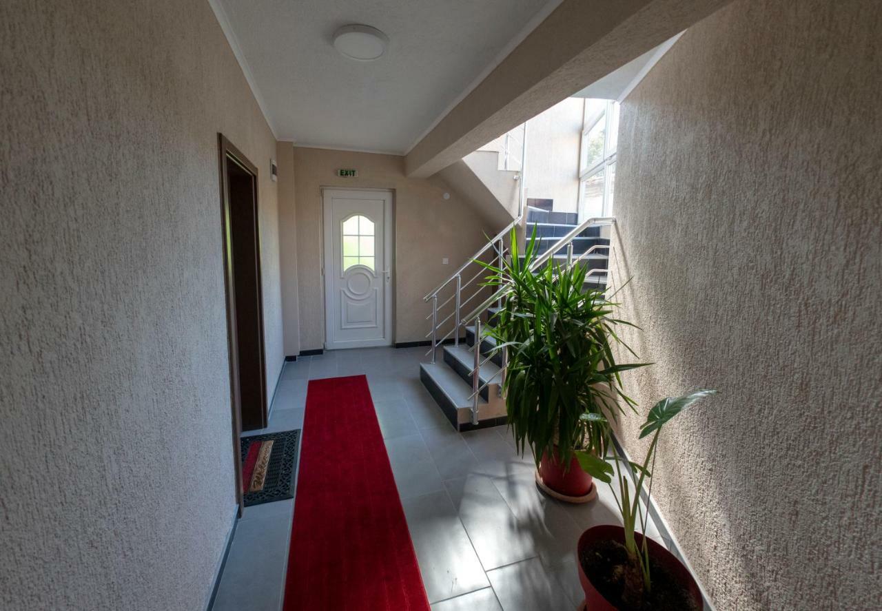 Dionis Rooms & Apartments ปรีเล็ป ภายนอก รูปภาพ