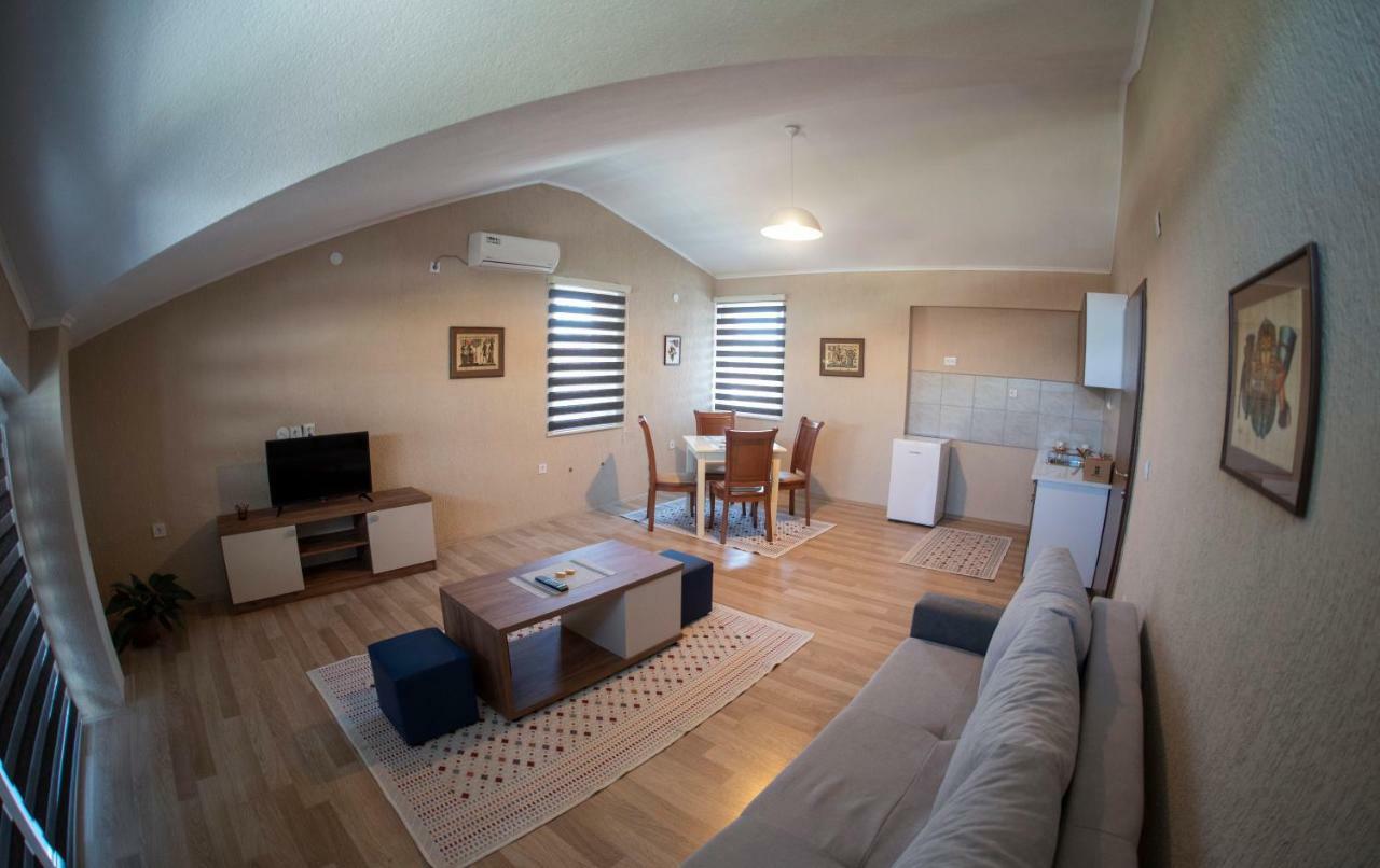 Dionis Rooms & Apartments ปรีเล็ป ภายนอก รูปภาพ